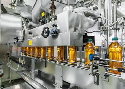 Industrial chiller for food and beverage processing