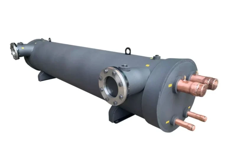 Shell and tube econdenser for water cooled chillers
